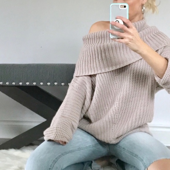 Mauve fold over sweater - Picture 2 of 6